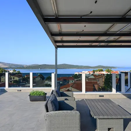 Gorgeous In Zaboric-brodarica With Wifi Apartmán Žaborić