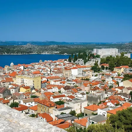 Gorgeous In Zaboric-brodarica With Wifi Apartment