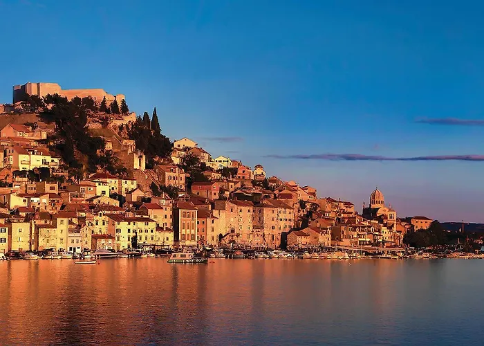 Gorgeous In Zaboric-brodarica With Wifi